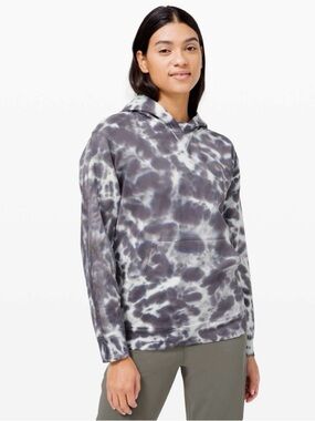 Lululemon All Yours Hoodie Tie Dye *Fleece
Marmoleado Tie Dye Grey size 8 EUC